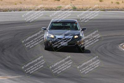 media/Jun-01-2025-CalClub SCCA (Sun) [[eae223c5dd]]/Group 1/Track Event 4/